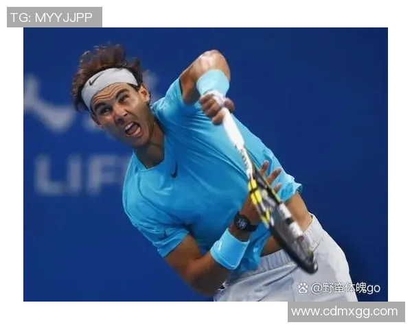 乔恩琼斯与凯恩的巅峰对决谁能称霸综合格斗界的传奇之战